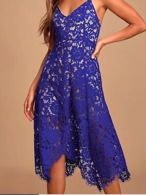 Lulu's Cobalt Lace V-Neck Midi Dress
